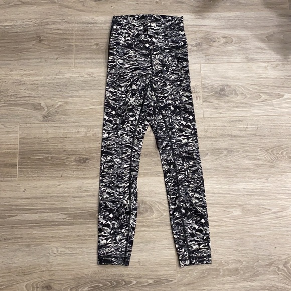 Lululemon wunder under leggings - Picture 3 of 5
